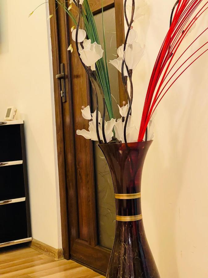 Casa Iris Apartment ยาช ภายนอก รูปภาพ